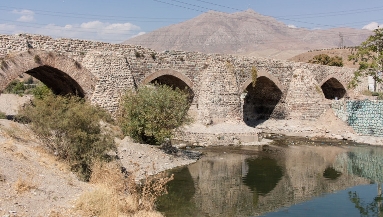 پل تاریخی شاه عباس