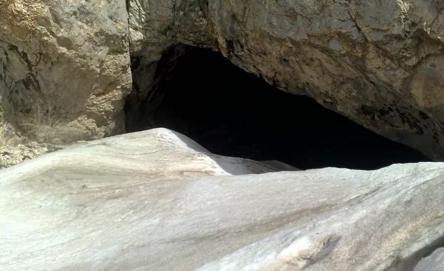 غار رئیس