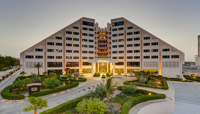 hotel mirazh kish